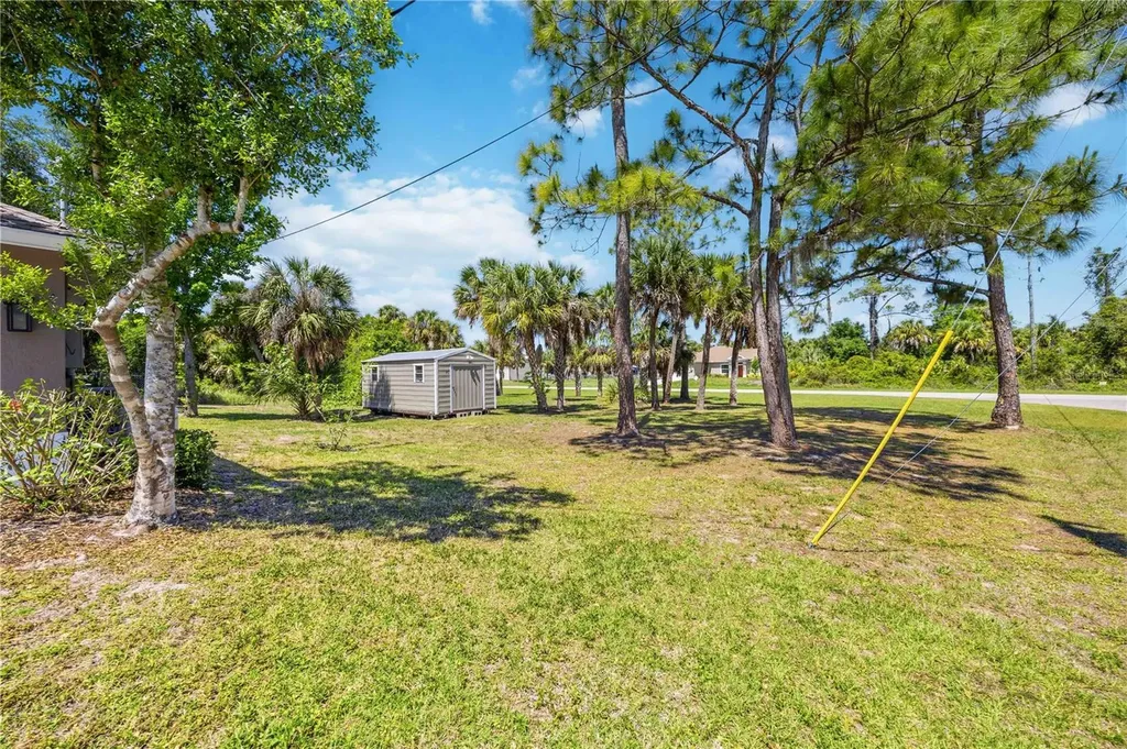 4027 Quaker Lane North Port FL 34288