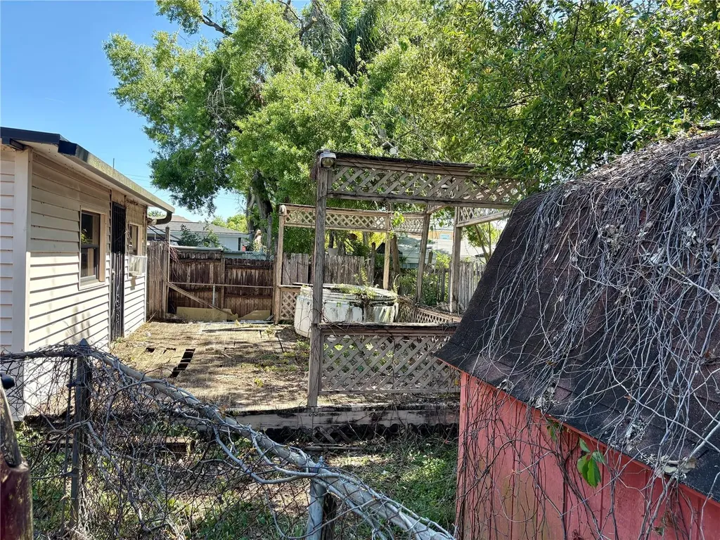 3018 W Aileen Street Tampa FL 33607