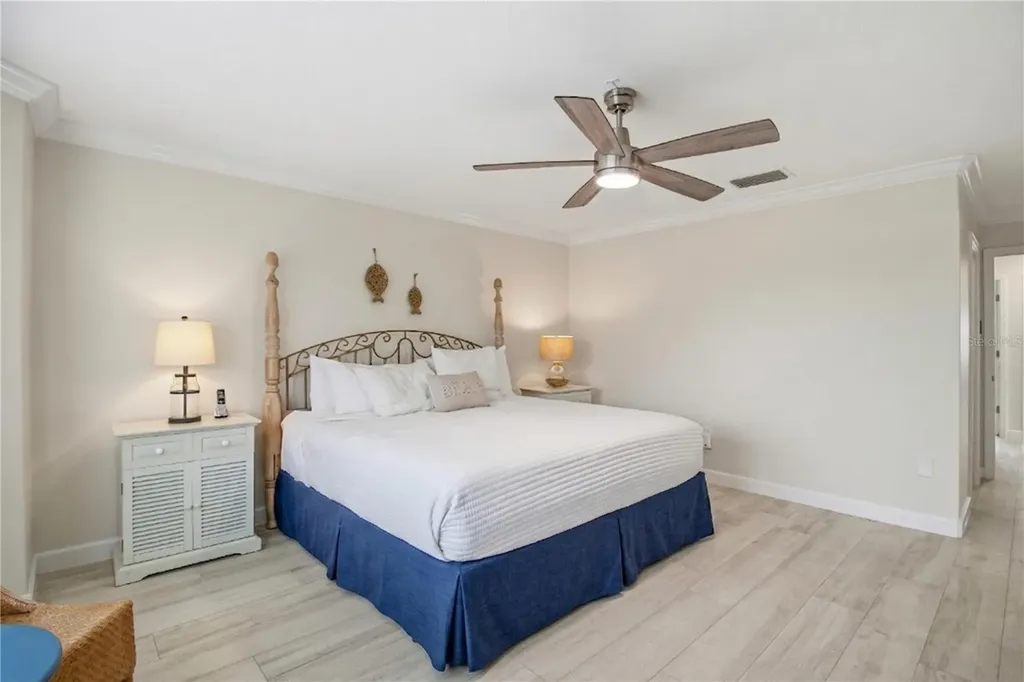 215 81st Street Holmes Beach FL 34217