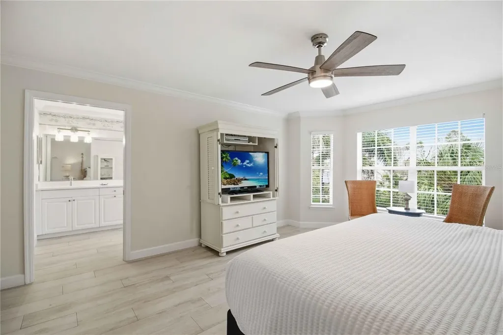 215 81st Street Holmes Beach FL 34217