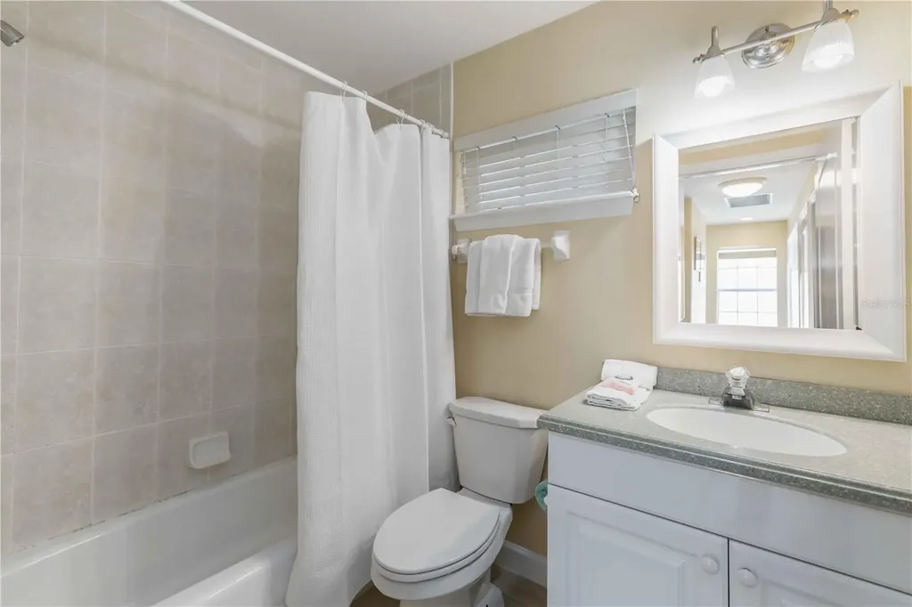 215 81st Street Holmes Beach FL 34217