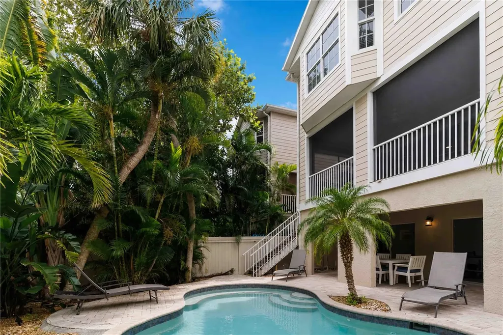 215 81st Street Holmes Beach FL 34217
