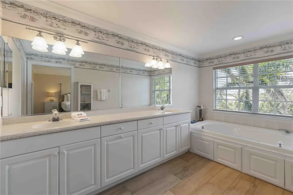 215 81st Street Holmes Beach FL 34217