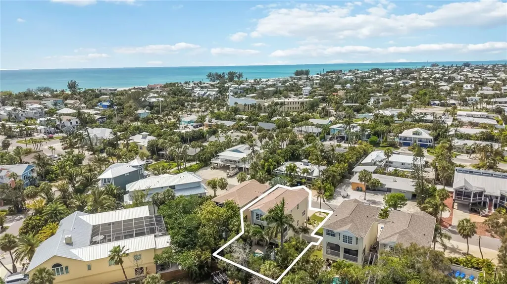 215 81st Street Holmes Beach FL 34217