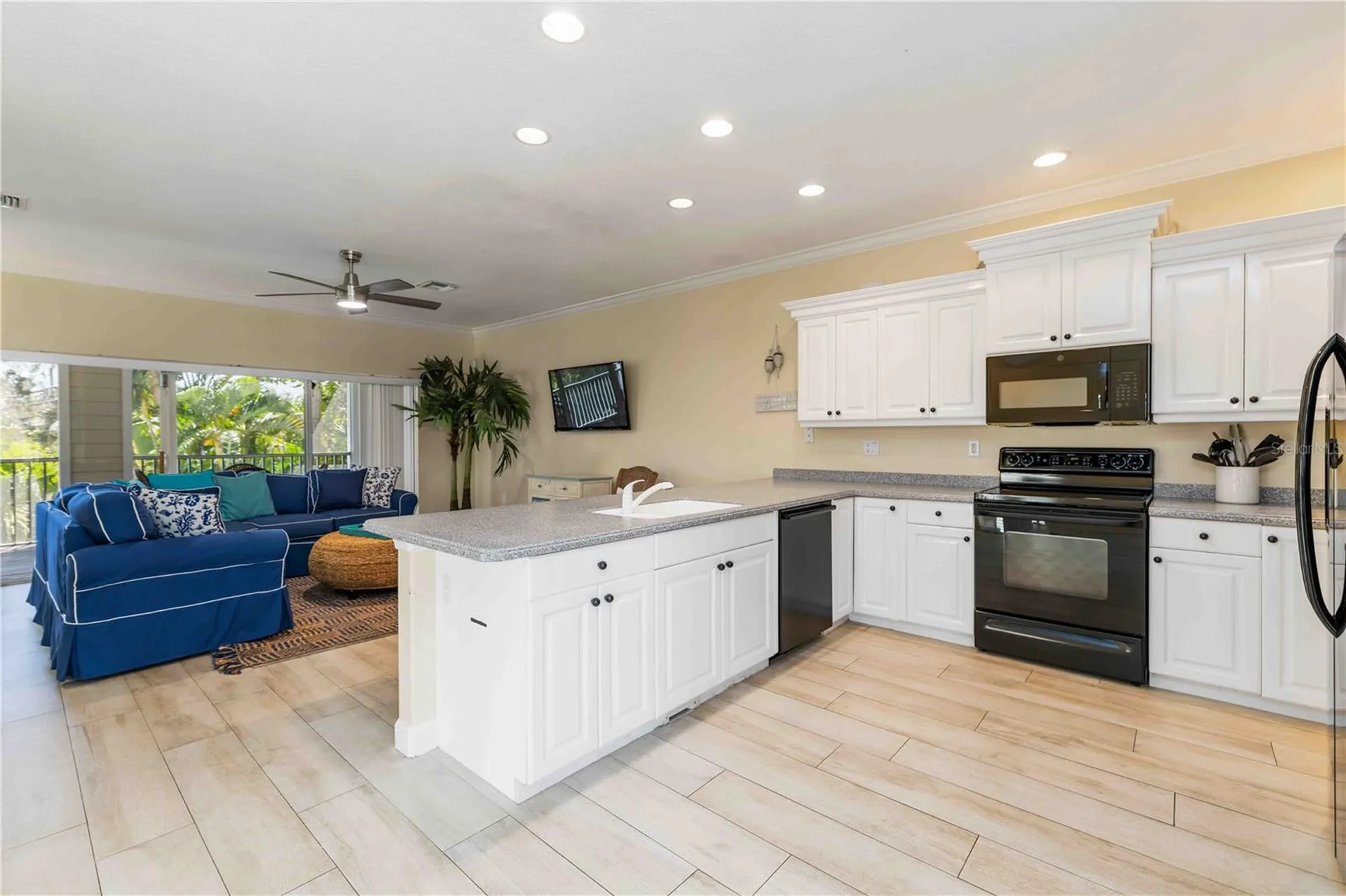 215 81st Street Holmes Beach FL 34217