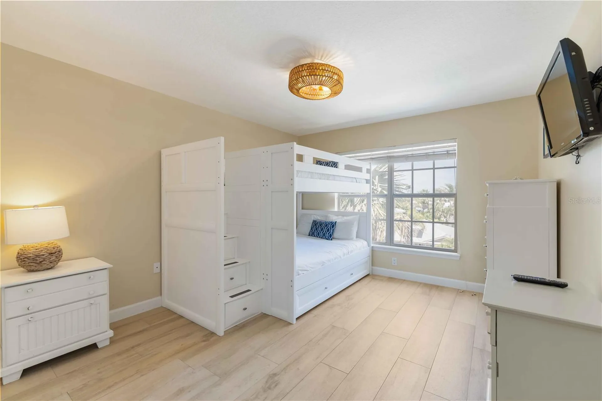 215 81st Street Holmes Beach FL 34217