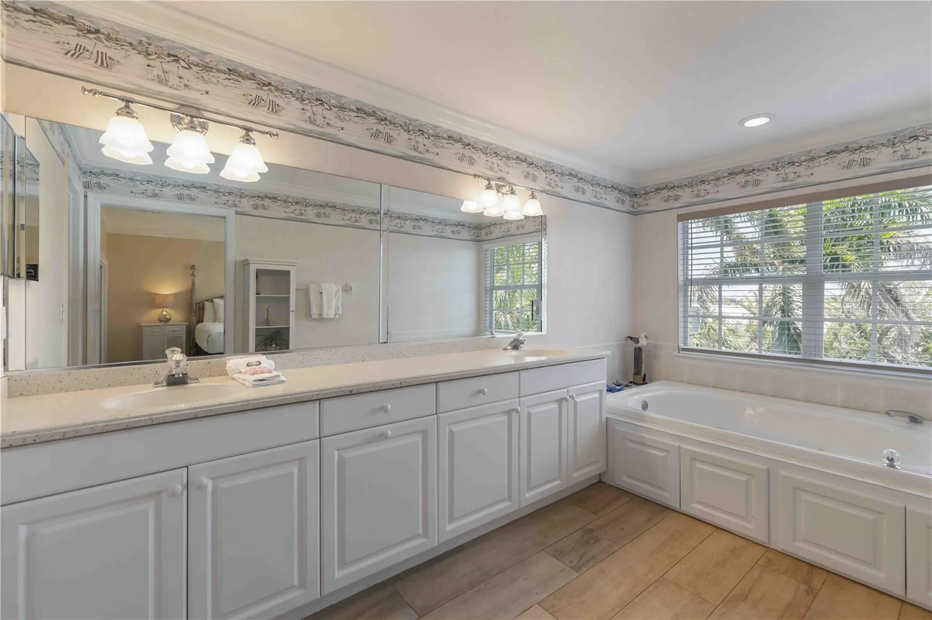 215 81st Street Holmes Beach FL 34217