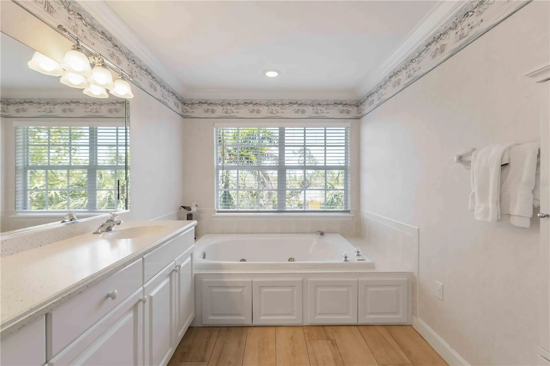 215 81st Street Holmes Beach FL 34217
