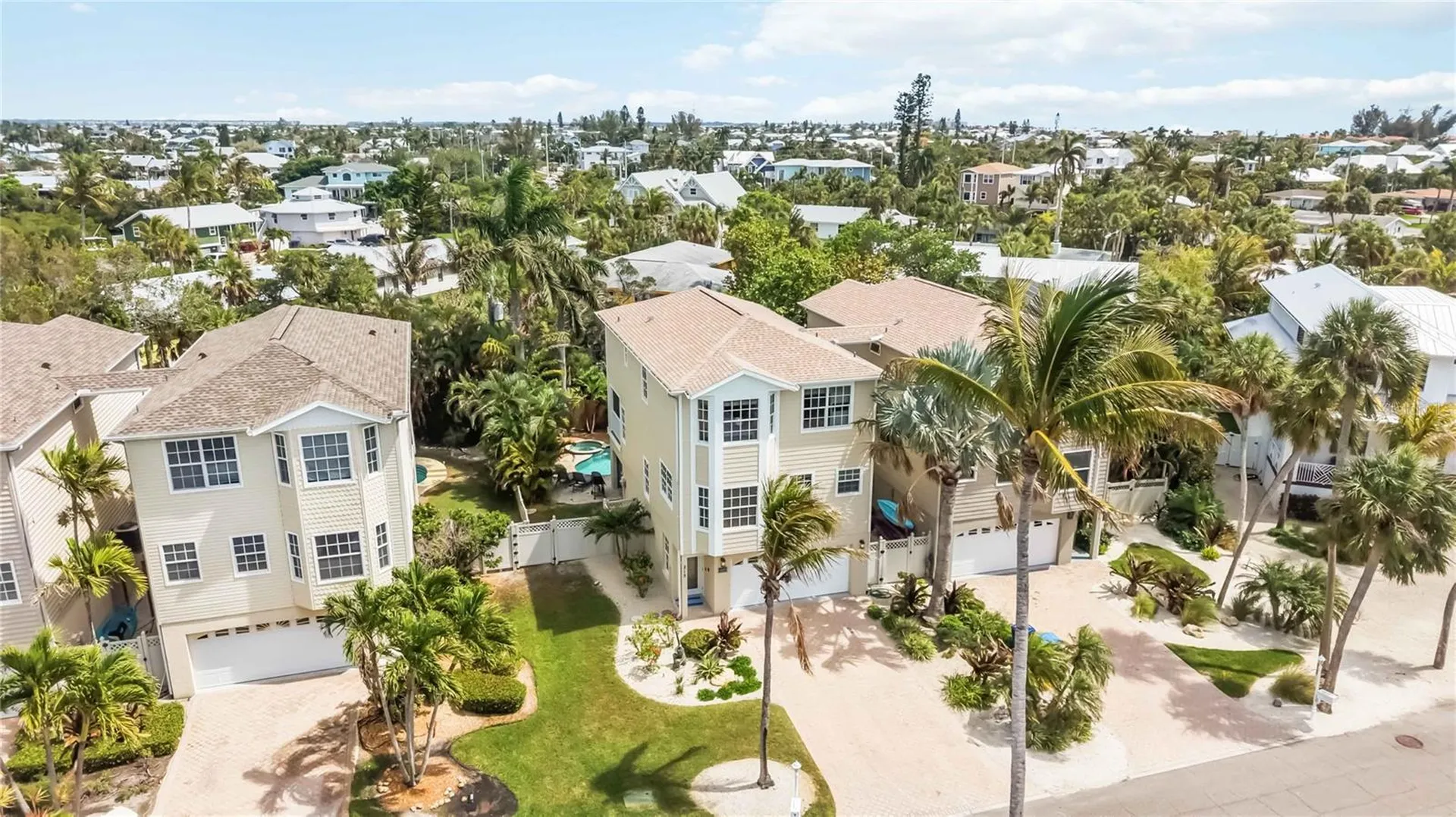 215 81st Street Holmes Beach FL 34217