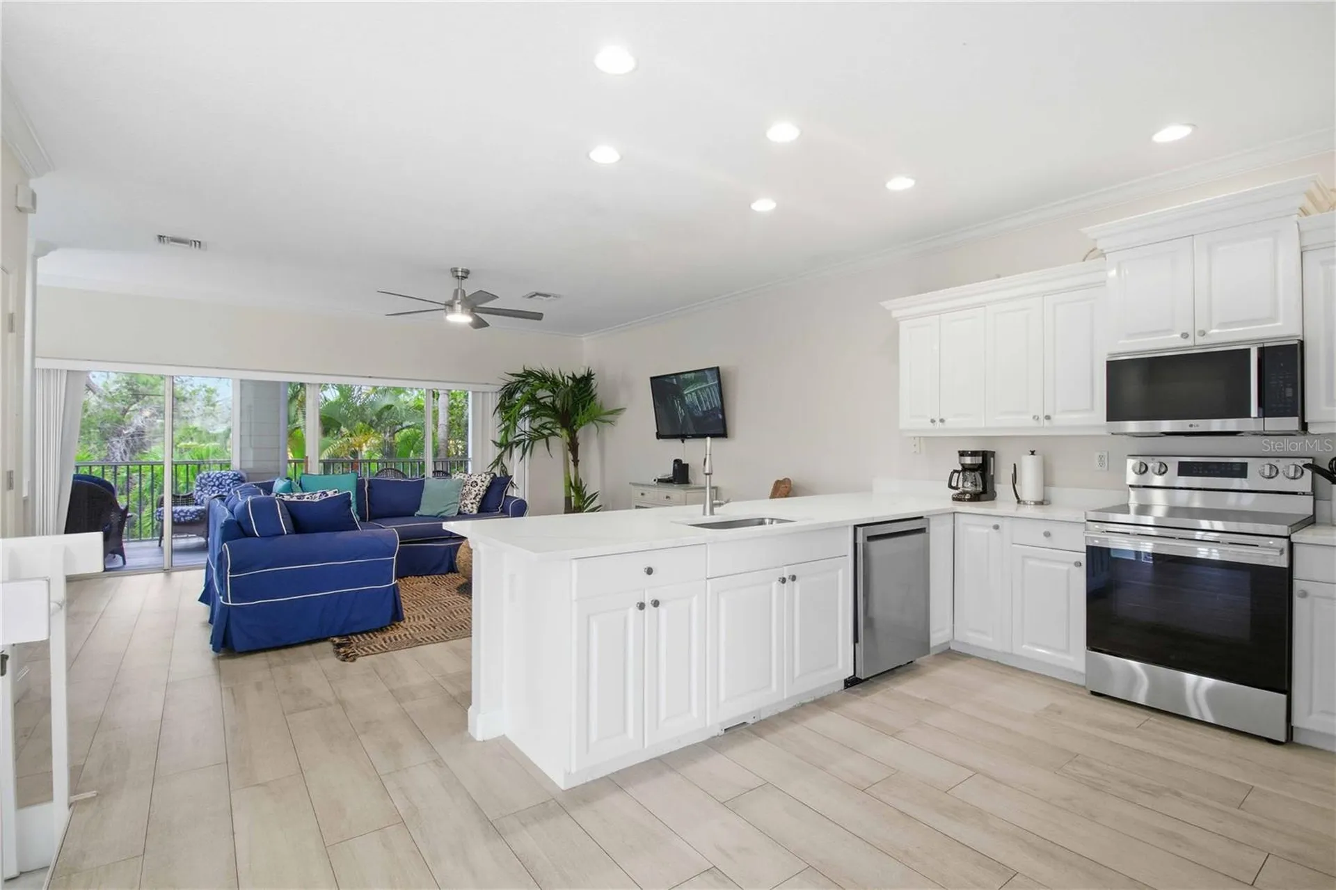 215 81st Street Holmes Beach FL 34217