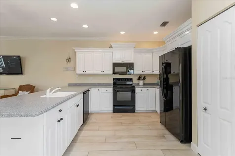 215 81st Street Holmes Beach FL 34217