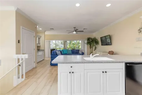 215 81st Street Holmes Beach FL 34217