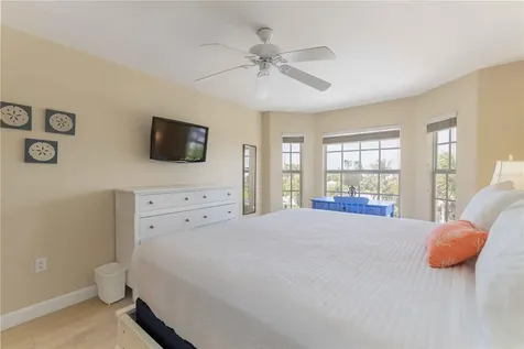 215 81st Street Holmes Beach FL 34217