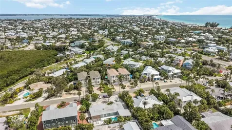 215 81st Street Holmes Beach FL 34217