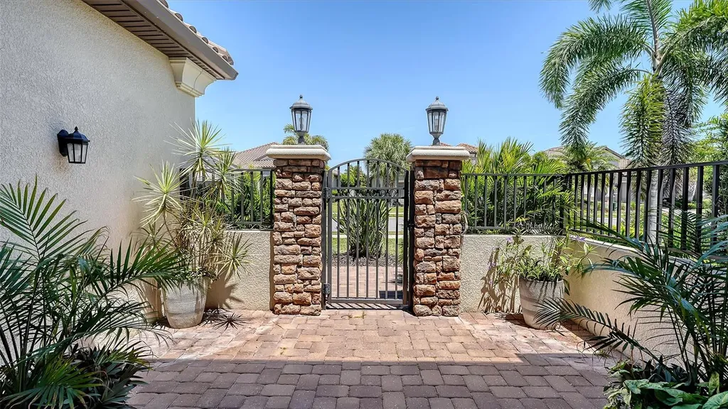 13046 Sorrento Way Bradenton FL 34211