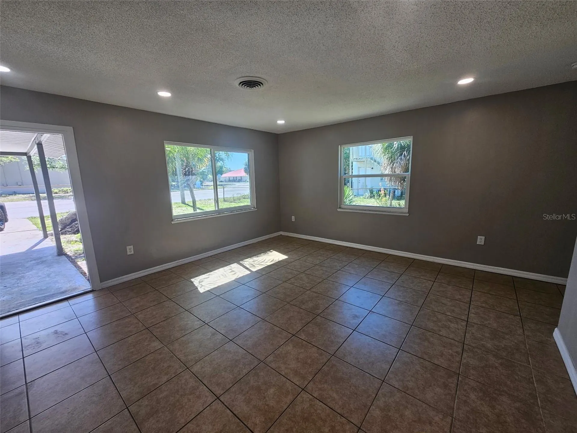4118 59th Street W Bradenton FL 34209
