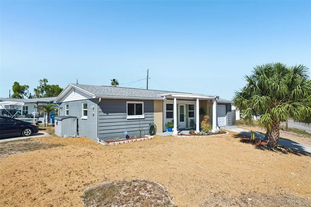4201 Beacon Square Drive Holiday FL 34691
