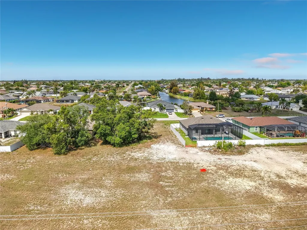 1305 SW 8th Place Cape Coral FL 33991
