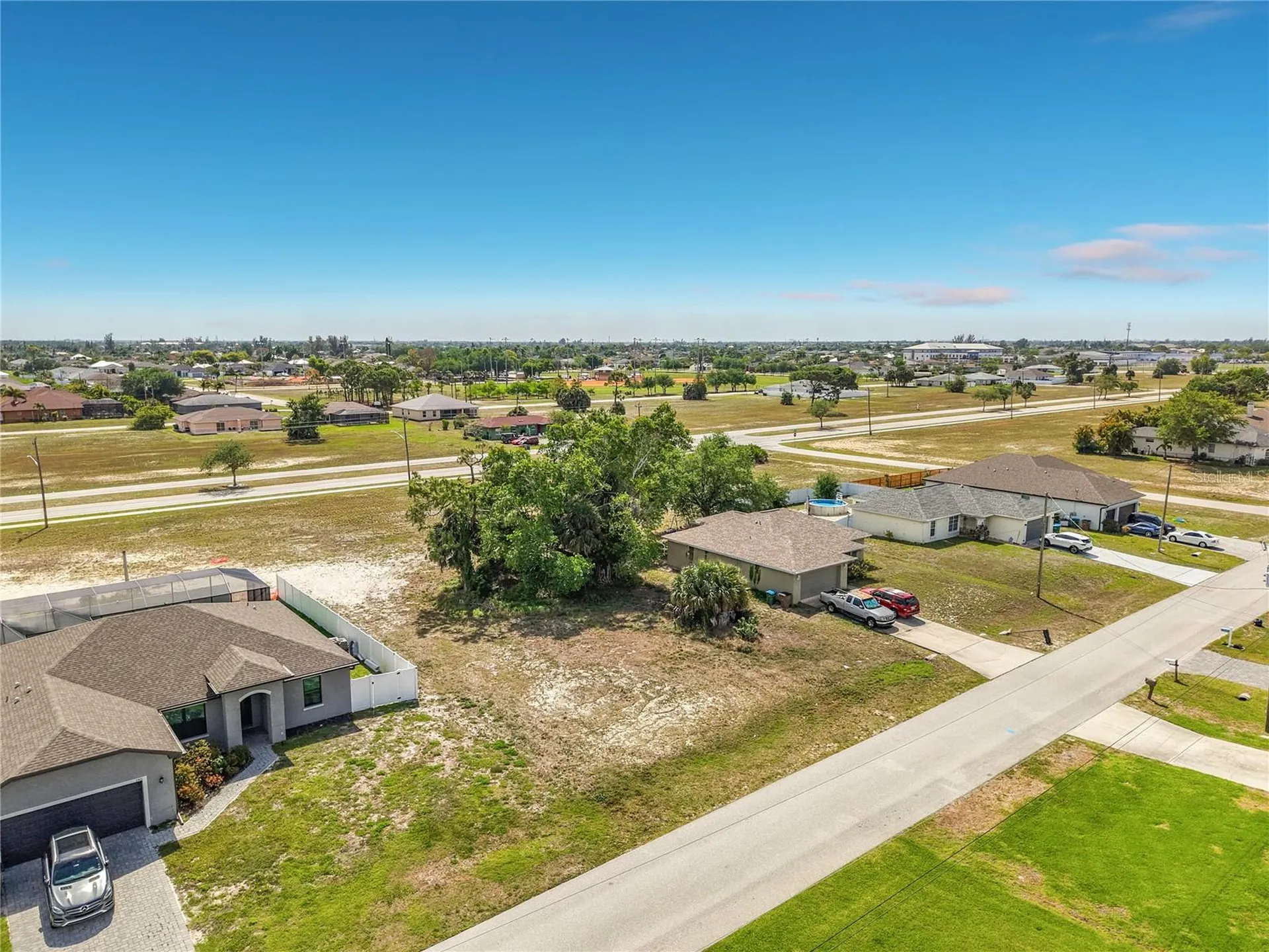 1305 SW 8th Place Cape Coral FL 33991