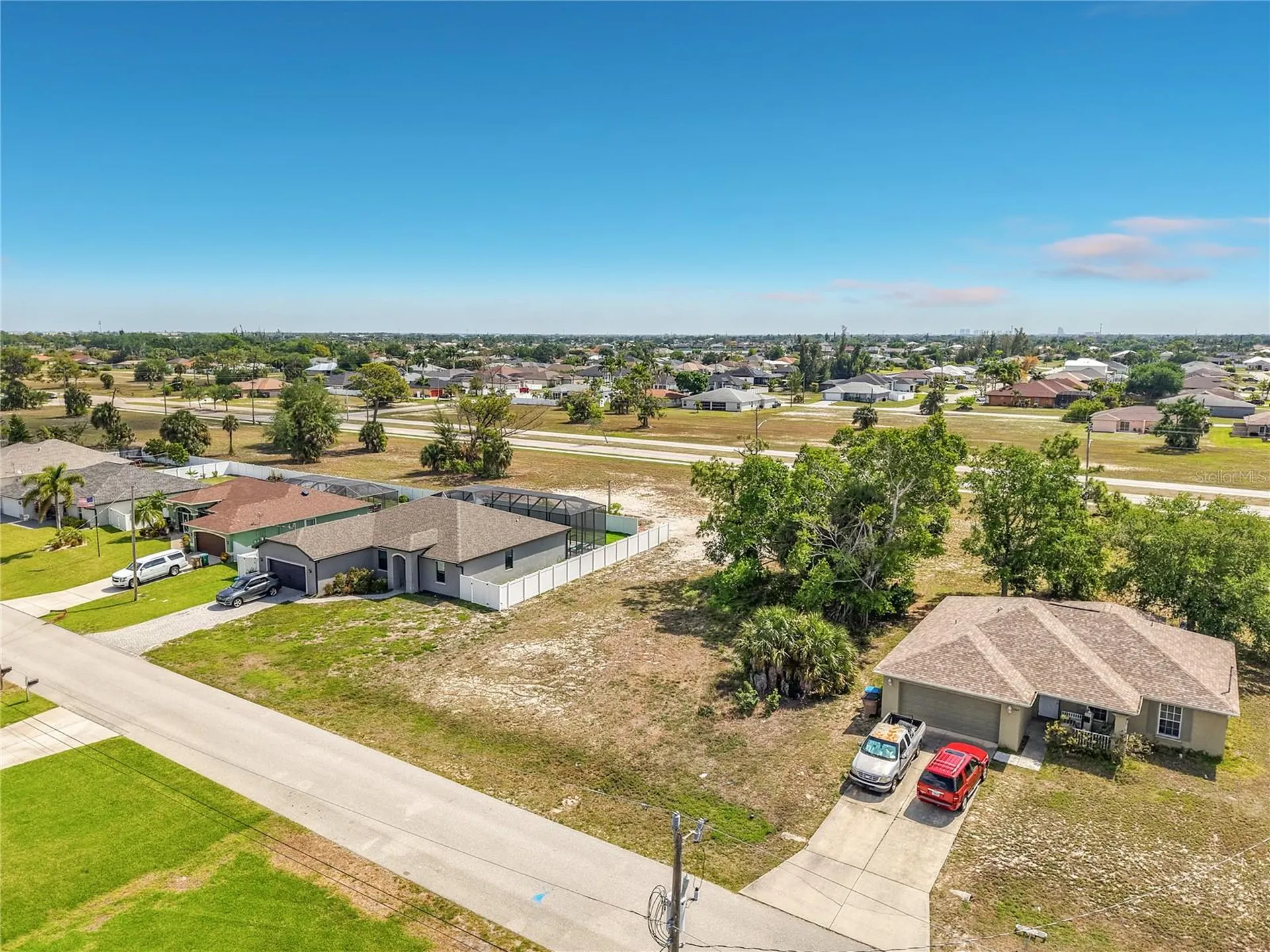 1305 SW 8th Place Cape Coral FL 33991