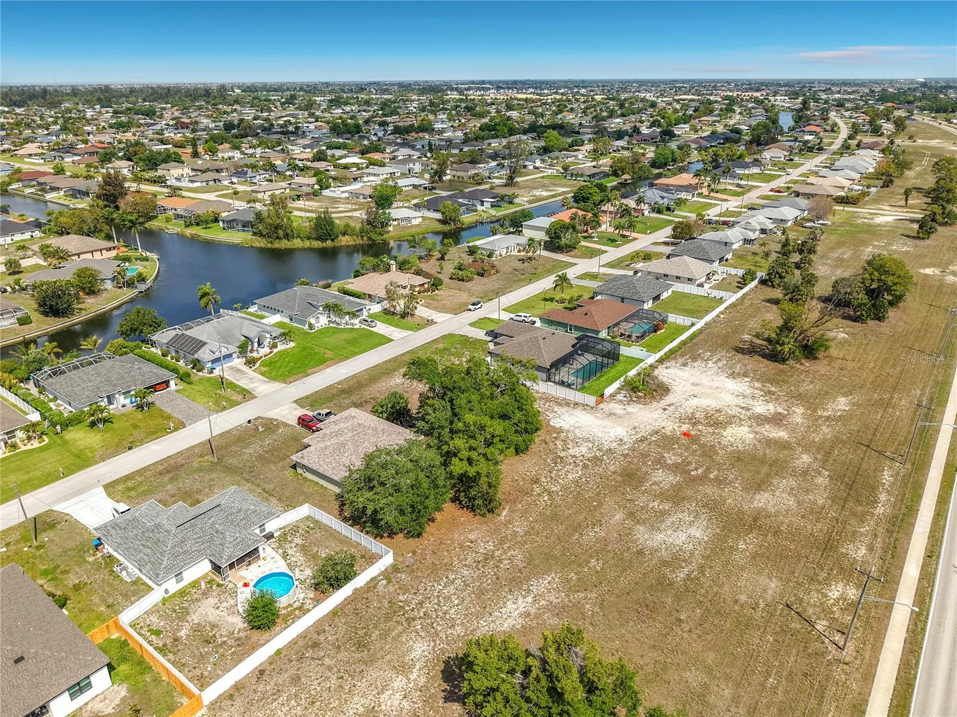 1305 SW 8th Place Cape Coral FL 33991