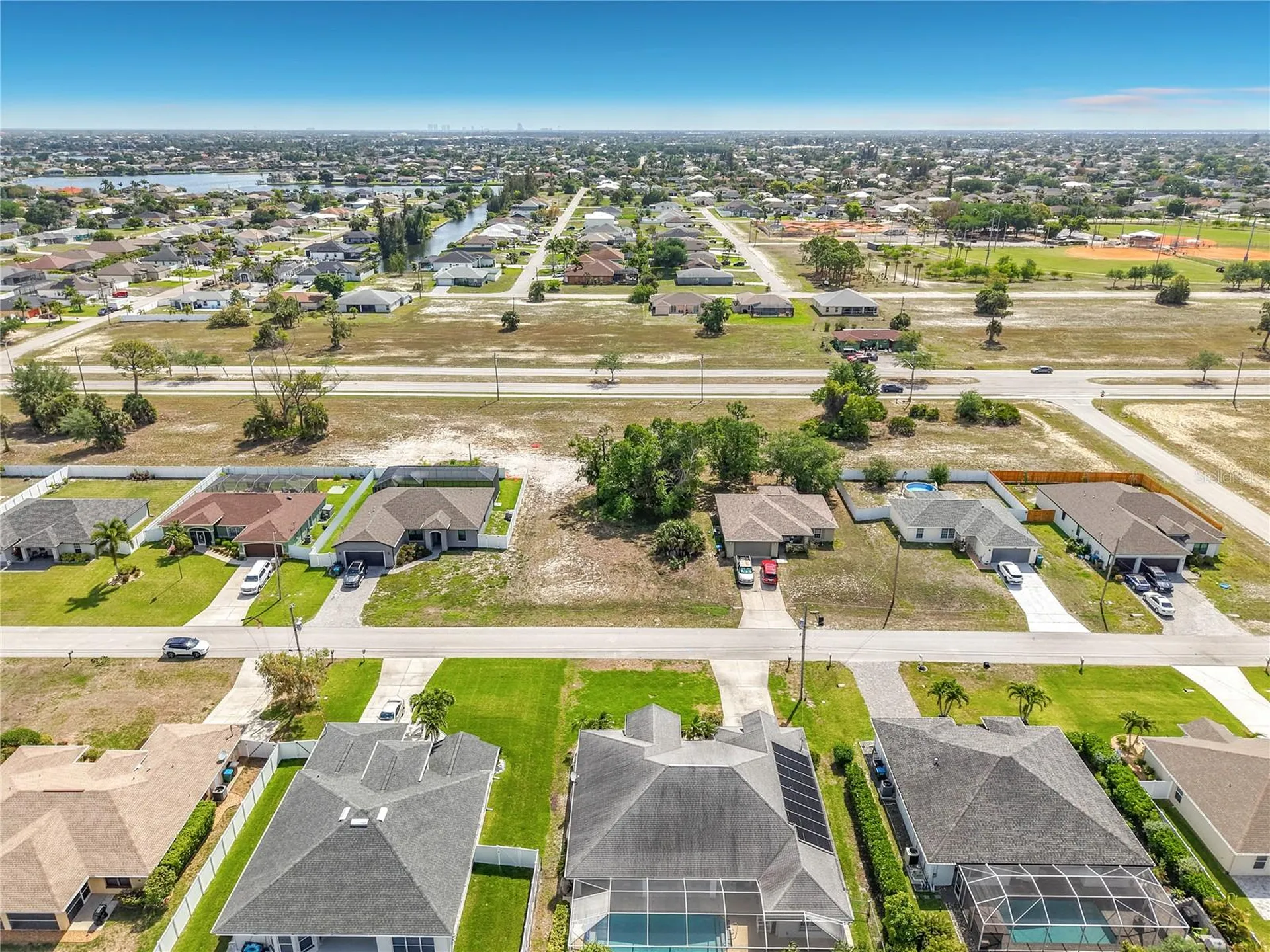 1305 SW 8th Place Cape Coral FL 33991