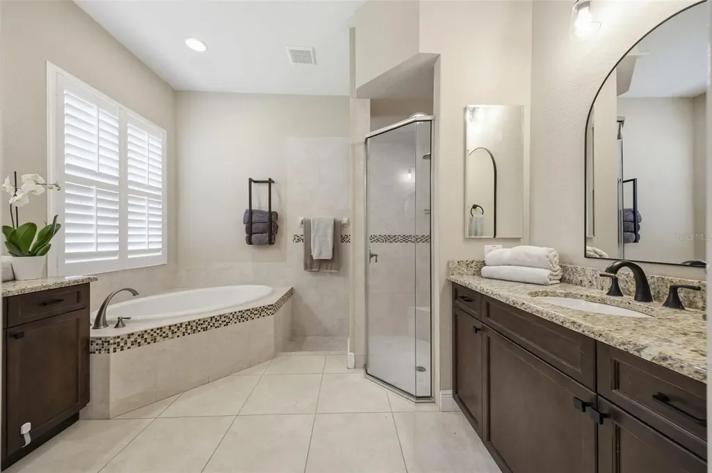 5903 Alana Leigh Place Lithia FL 33547