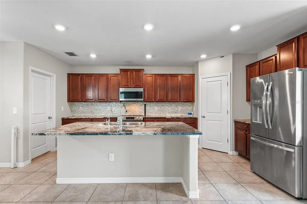 11201 Hudson Hills Lane Riverview FL 33579