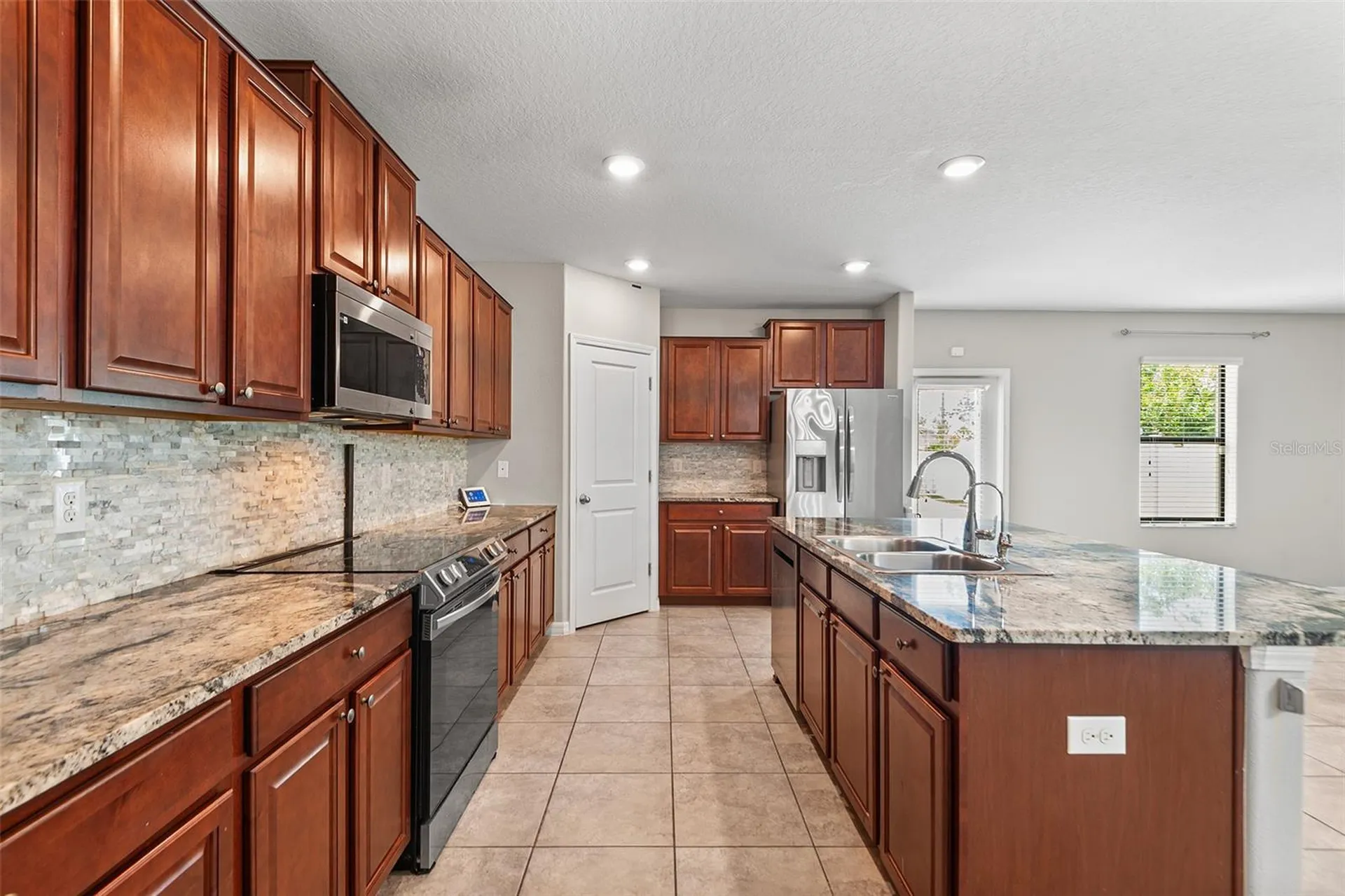 11201 Hudson Hills Lane Riverview FL 33579