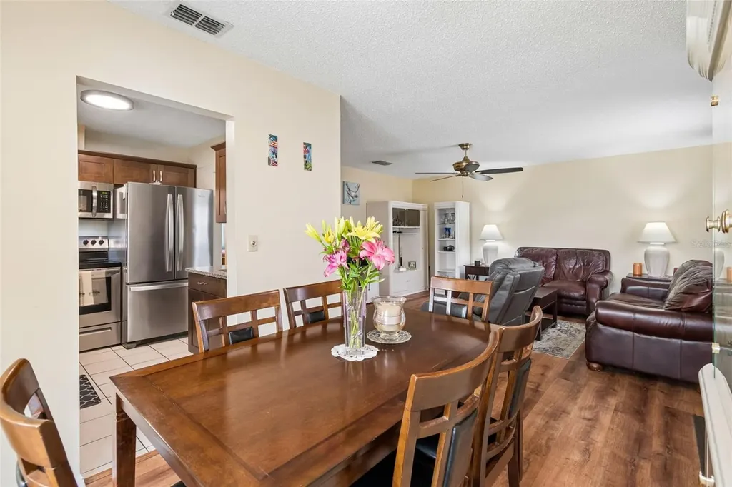 1904 Canterbury Lane Sun City Center FL 33573