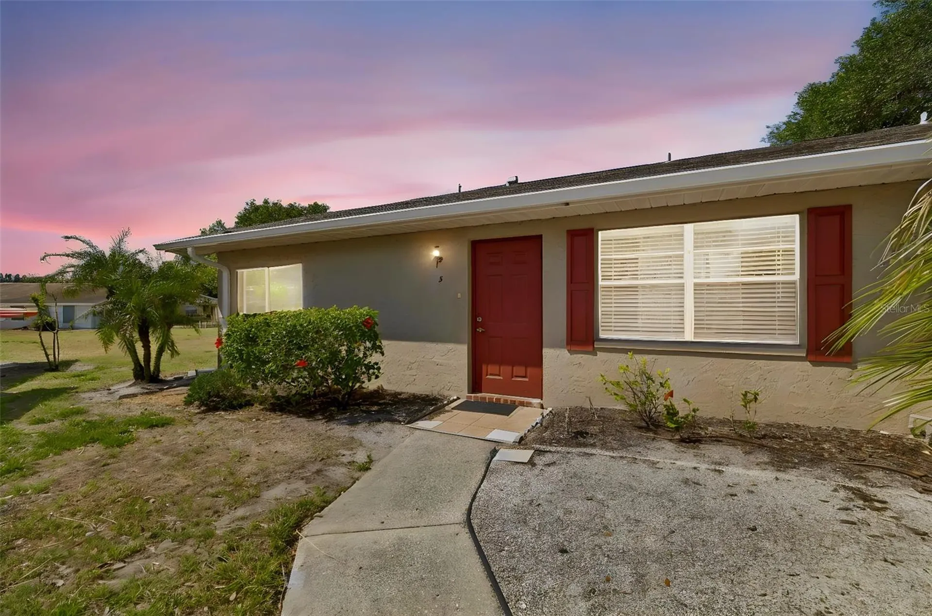 1904 Canterbury Lane Sun City Center FL 33573