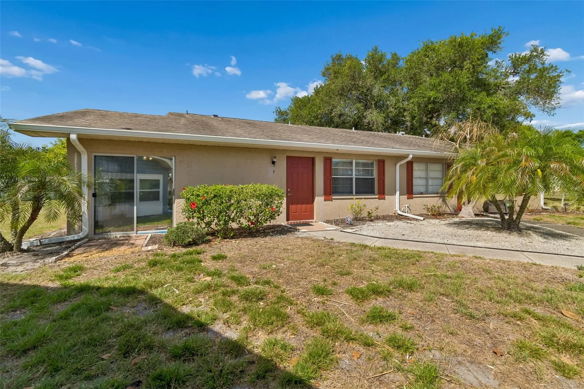 1904 Canterbury Lane Sun City Center FL 33573