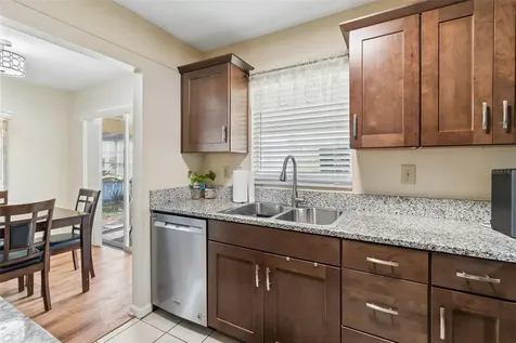 1904 Canterbury Lane Sun City Center FL 33573