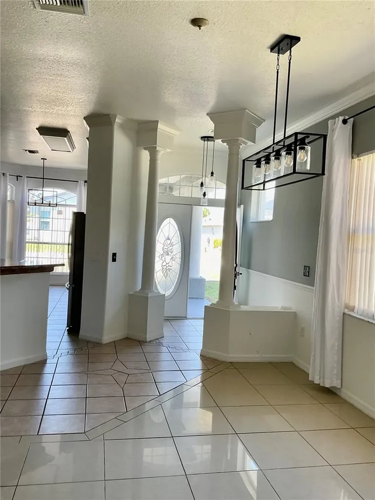 132 Golf Aire Boulevard Haines City FL 33844