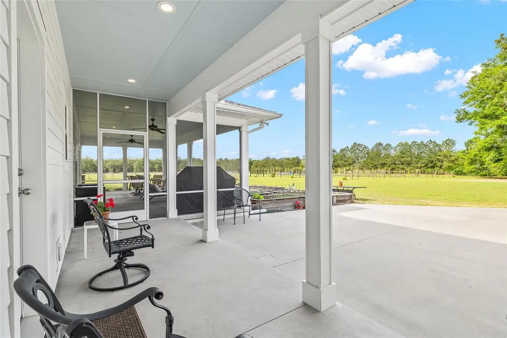 3725 172nd Street Wellborn FL 32094