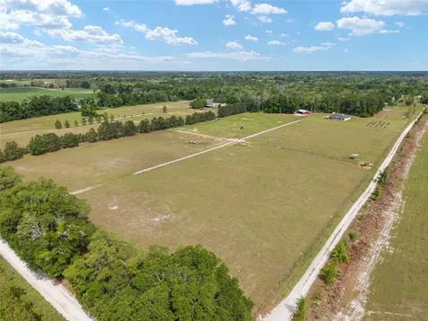 3725 172nd Street Wellborn FL 32094
