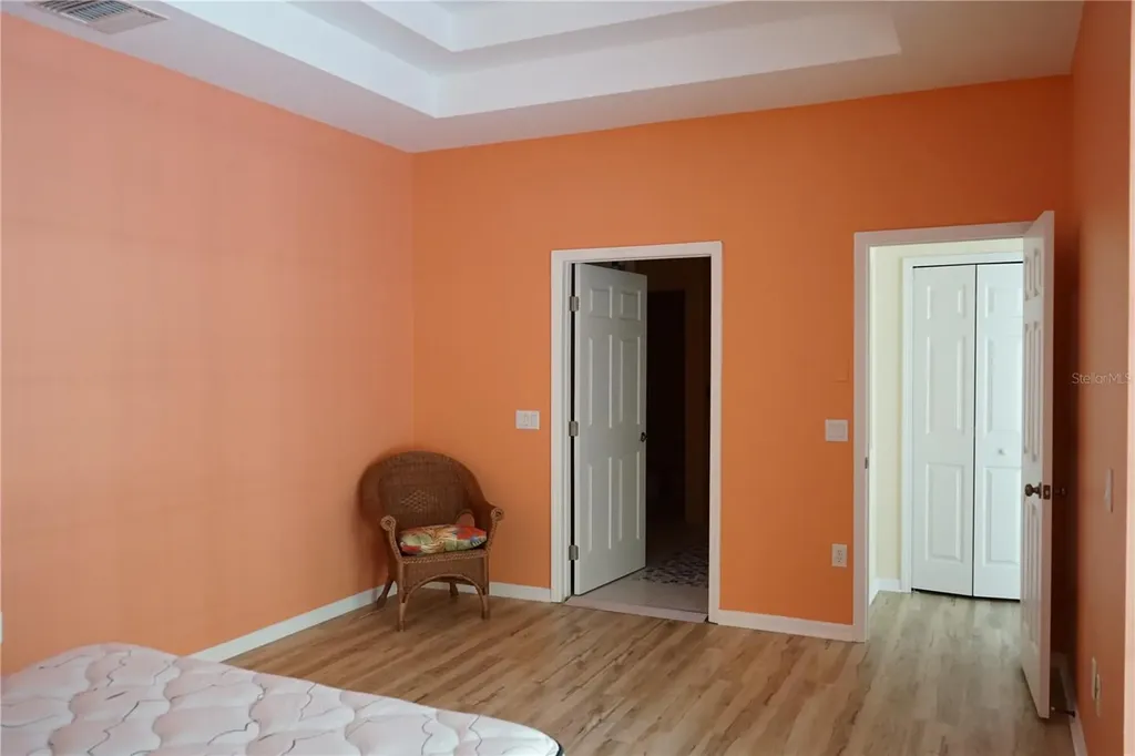 201 Sunset Crest Court Apollo Beach FL 33572