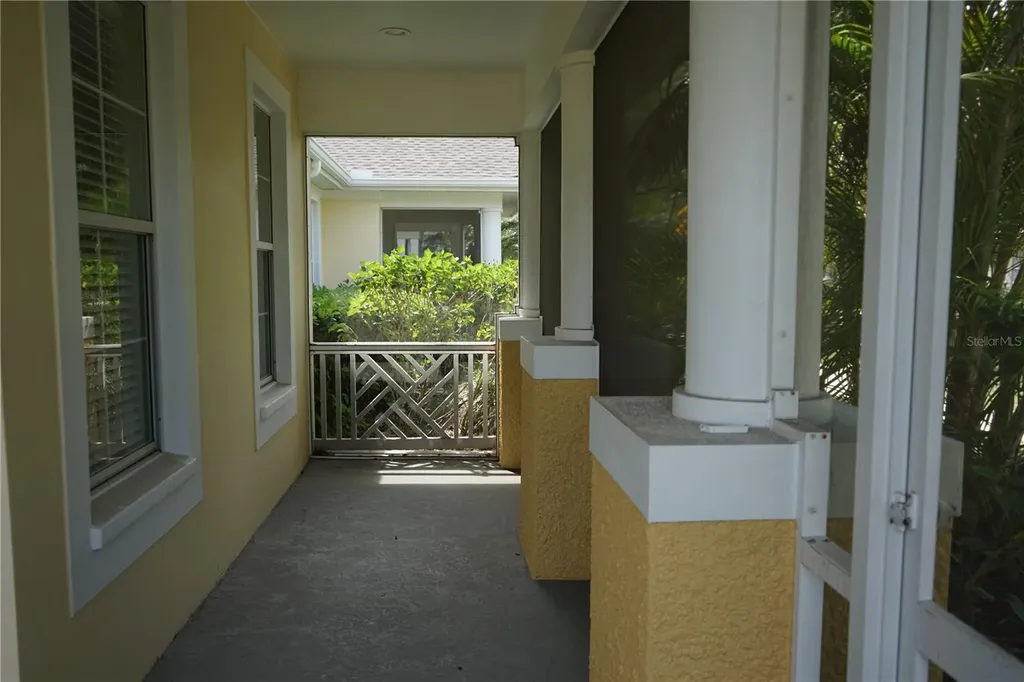 201 Sunset Crest Court Apollo Beach FL 33572