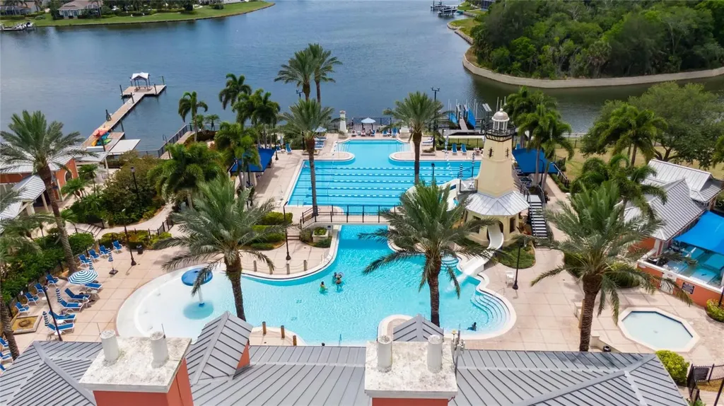 201 Sunset Crest Court Apollo Beach FL 33572
