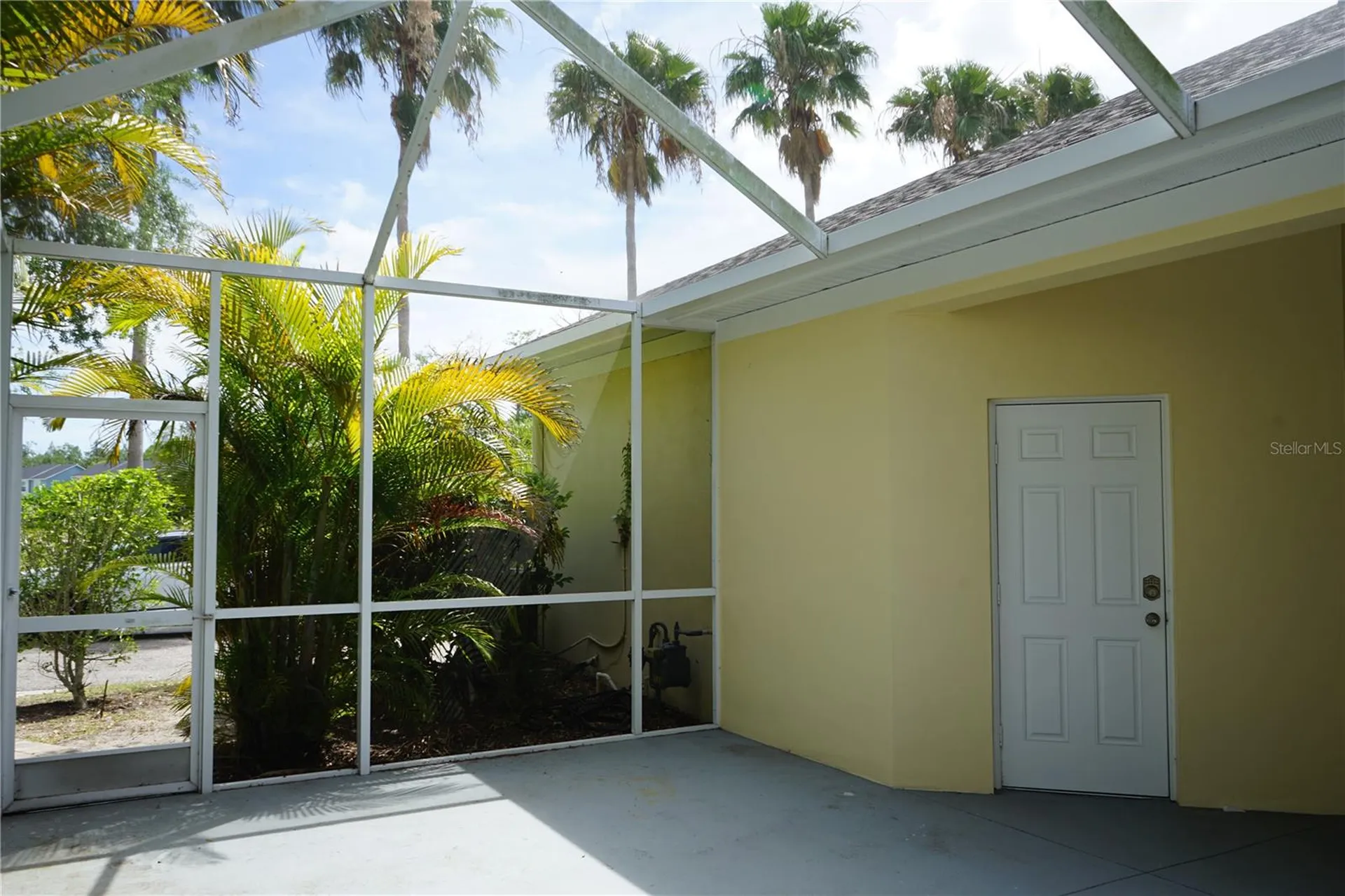 201 Sunset Crest Court Apollo Beach FL 33572