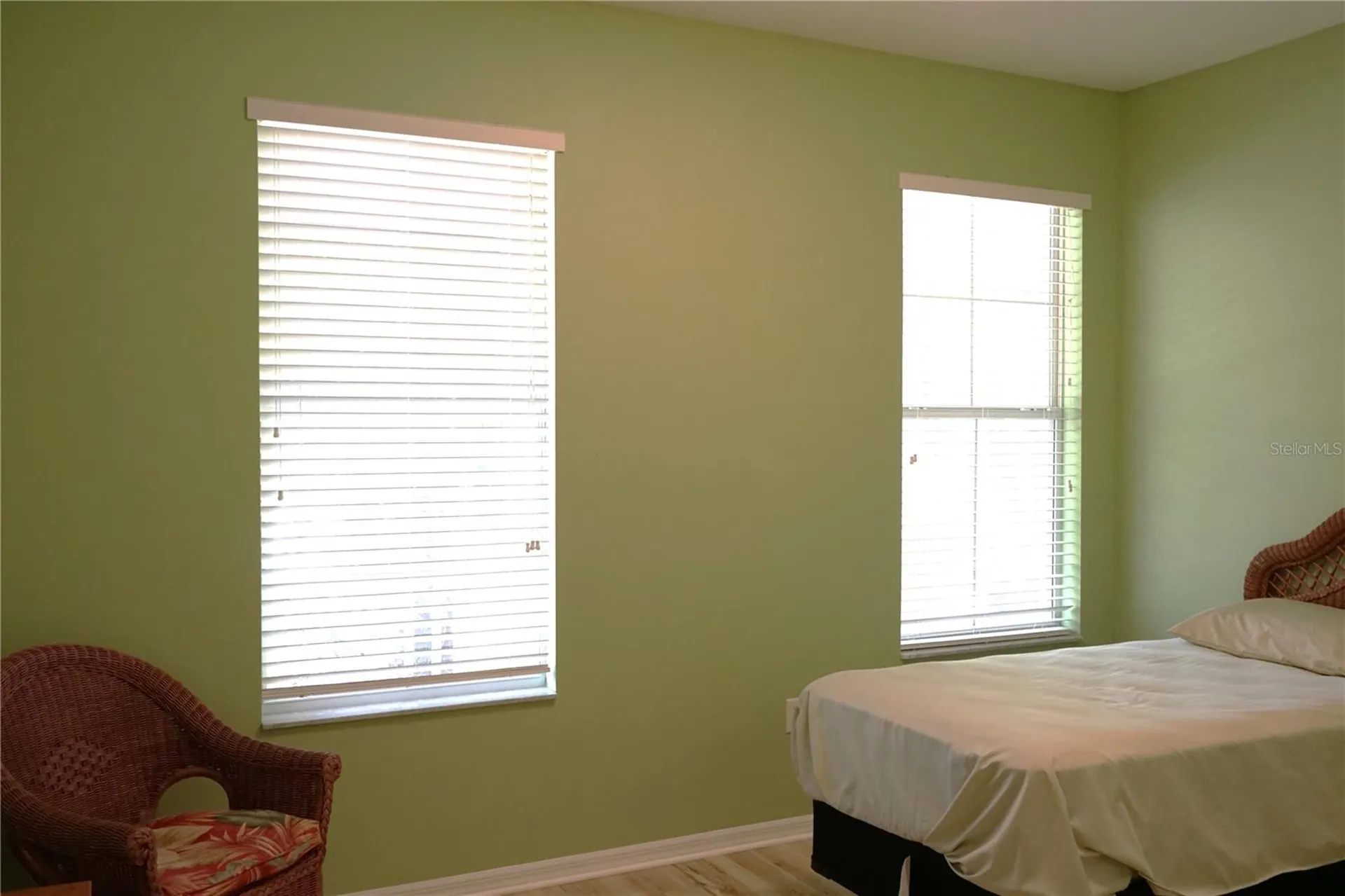 201 Sunset Crest Court Apollo Beach FL 33572