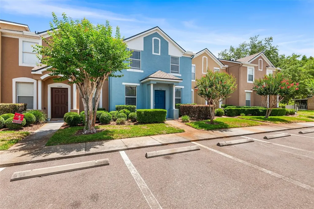 1304 Denman Court Wesley Chapel FL 33543