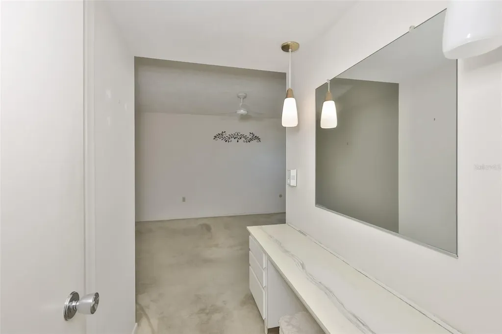1525 Allegheny Drive Sun City Center FL 33573