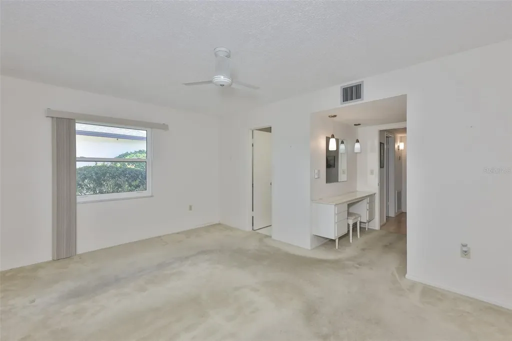 1525 Allegheny Drive Sun City Center FL 33573