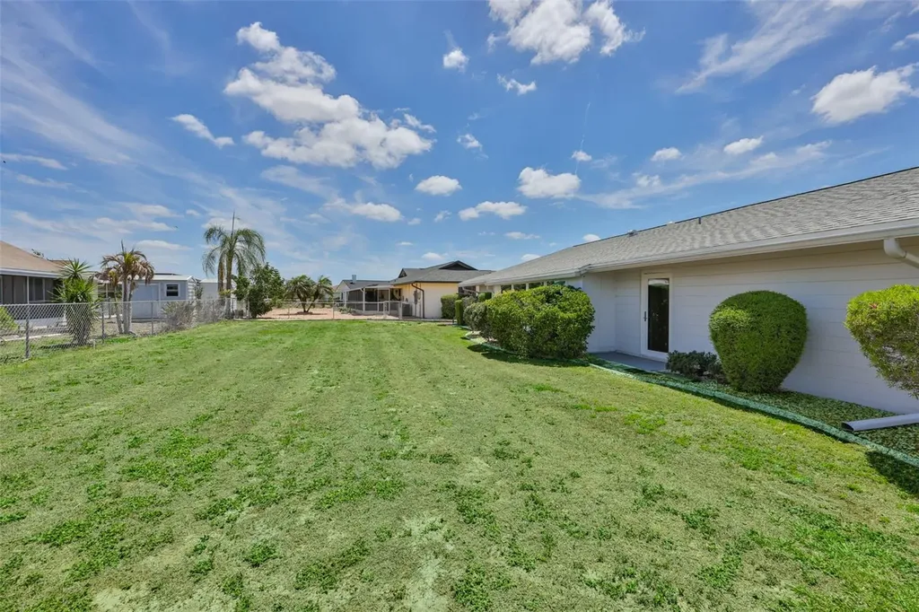 1525 Allegheny Drive Sun City Center FL 33573