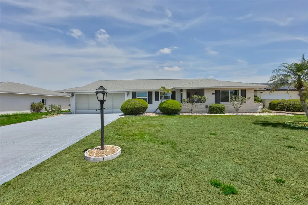 1525 Allegheny Drive Sun City Center FL 33573