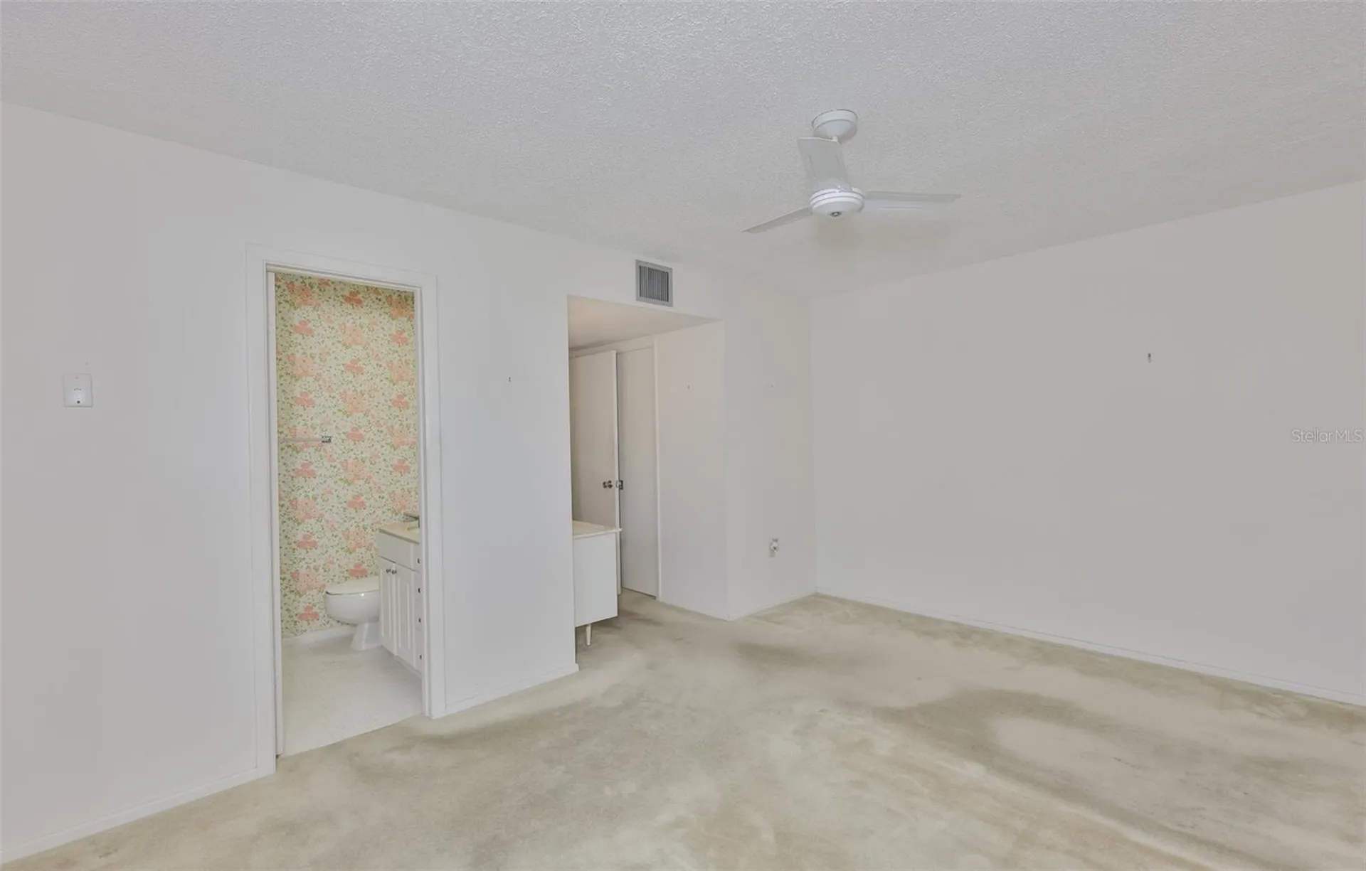 1525 Allegheny Drive Sun City Center FL 33573