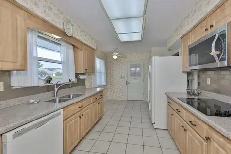 1525 Allegheny Drive Sun City Center FL 33573