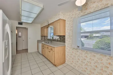 1525 Allegheny Drive Sun City Center FL 33573