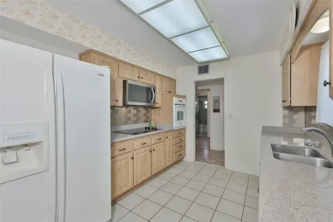 1525 Allegheny Drive Sun City Center FL 33573